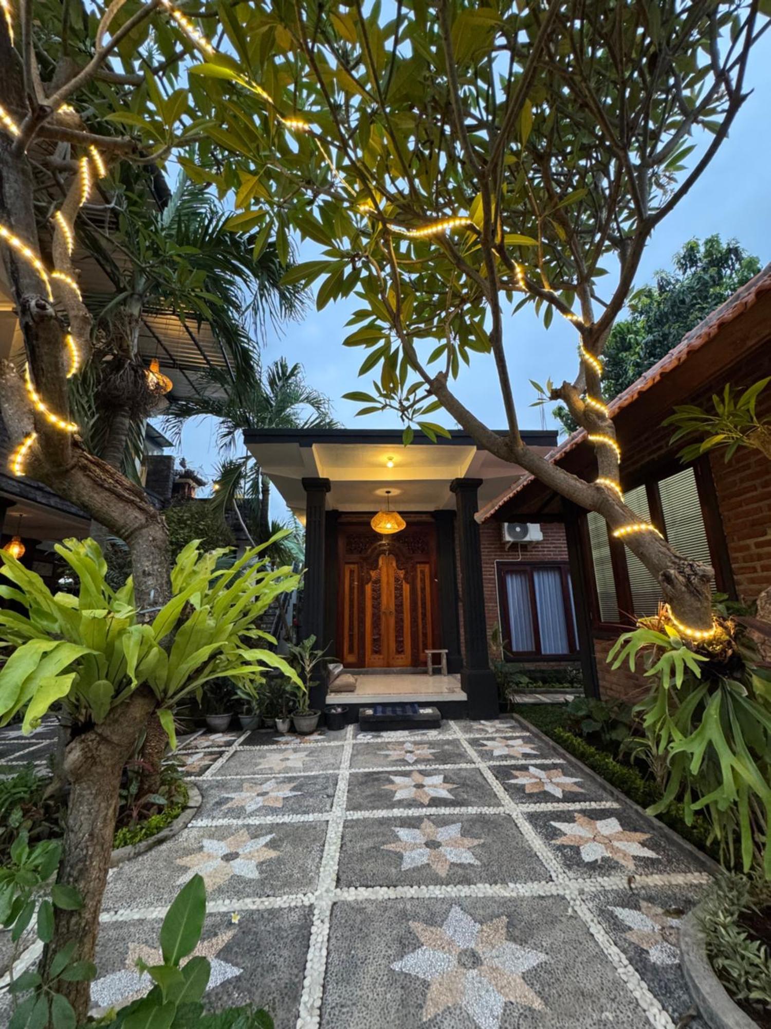 Murni'S House Lovina Beach Extérieur photo